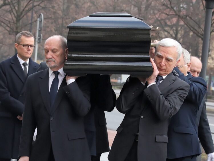 Fot. PAP/Tomasz Gzell