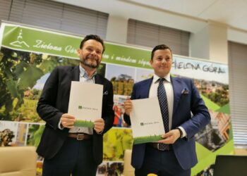 Elektromobliność umowa PIRE