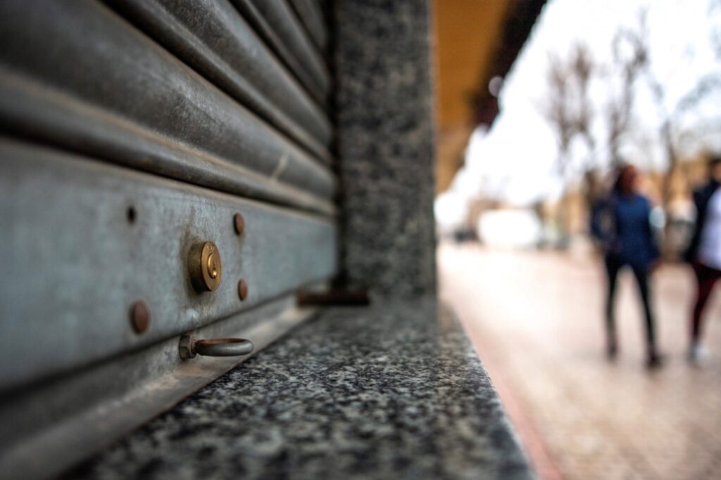 Kolejne zwolnienia i postojowe z ZUS od 1 lutego