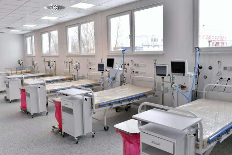 W Lubuskiem pacjenci chorzy na COVID-19 zajmują 344 łóżka z 930