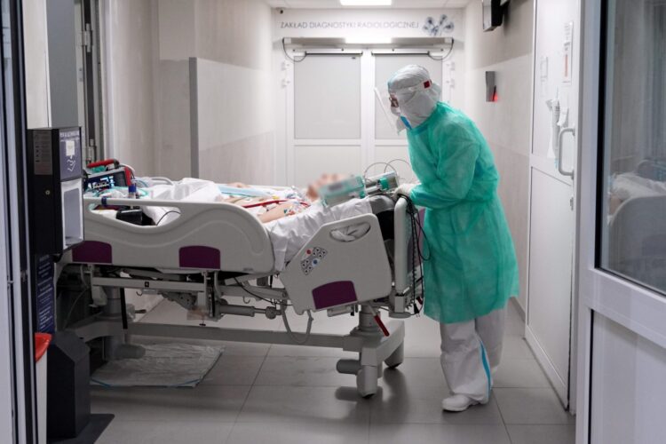 W Lubuskiem pacjenci zajmują 523 łóżka z 910 dla chorych na COVID-19