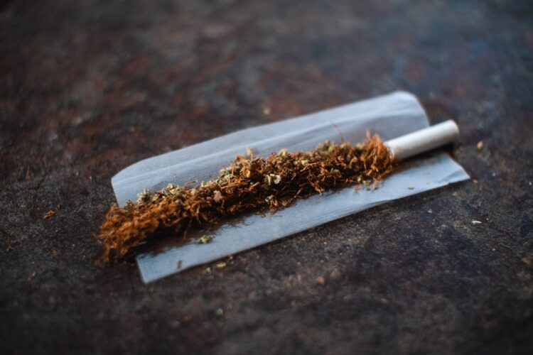 Zabezpieczono 193 kg nielegalnego tytoniu w przesyłkach