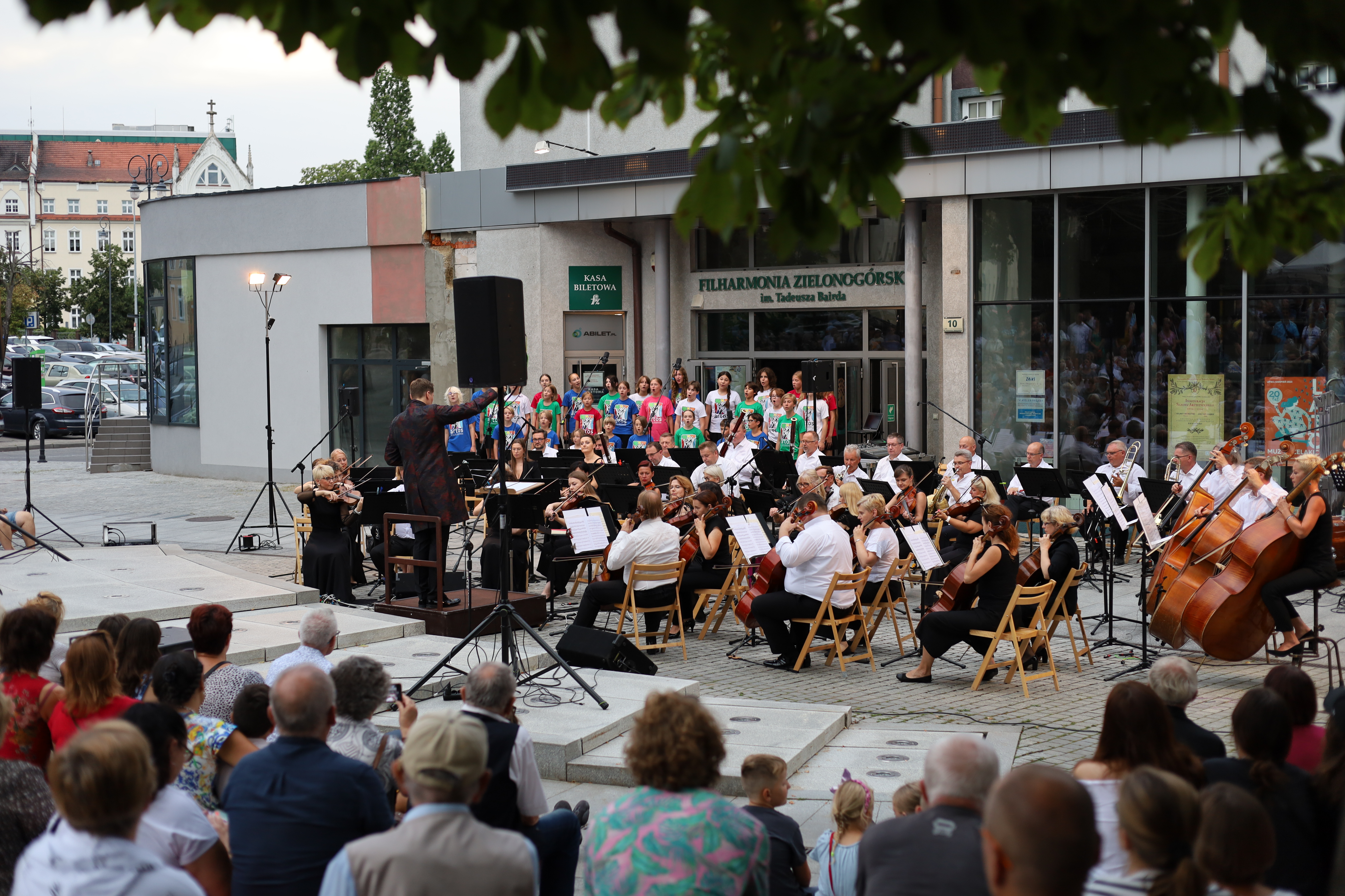 Za nami Koncert Finałowy z cyklu „Letnie koncerty promenadowe” [ZDJĘCIA]