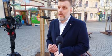 Adrian Zandberg w Zielonej Górze (fot. Piotr Bakselerowicz/Radio Zachód)