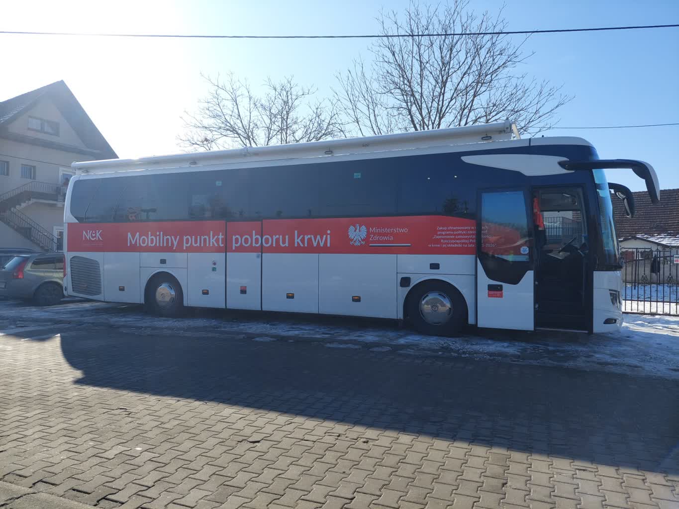 Akcja oddawania krwi pod remizą w Starym Kisielinie