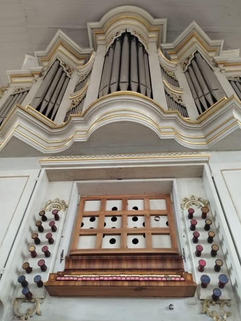Zabytkowe organy ponownie zagrają w Zatoniu