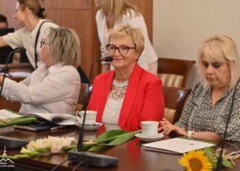 Fot. UM Zielona Góra / Pierwsze posiedzenie Rady Seniorów