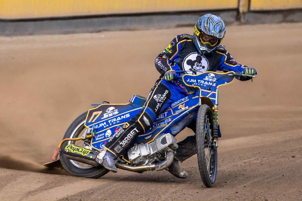 autor: Mateusz Wójcik