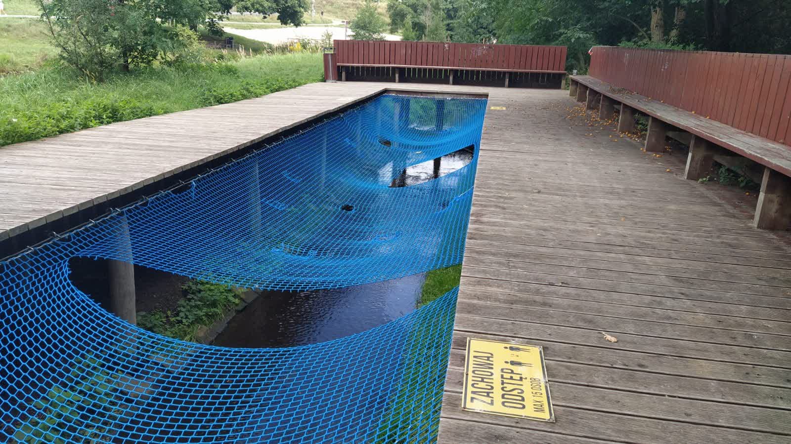 Akt wandalizmu przy Dolinie Gęśnika