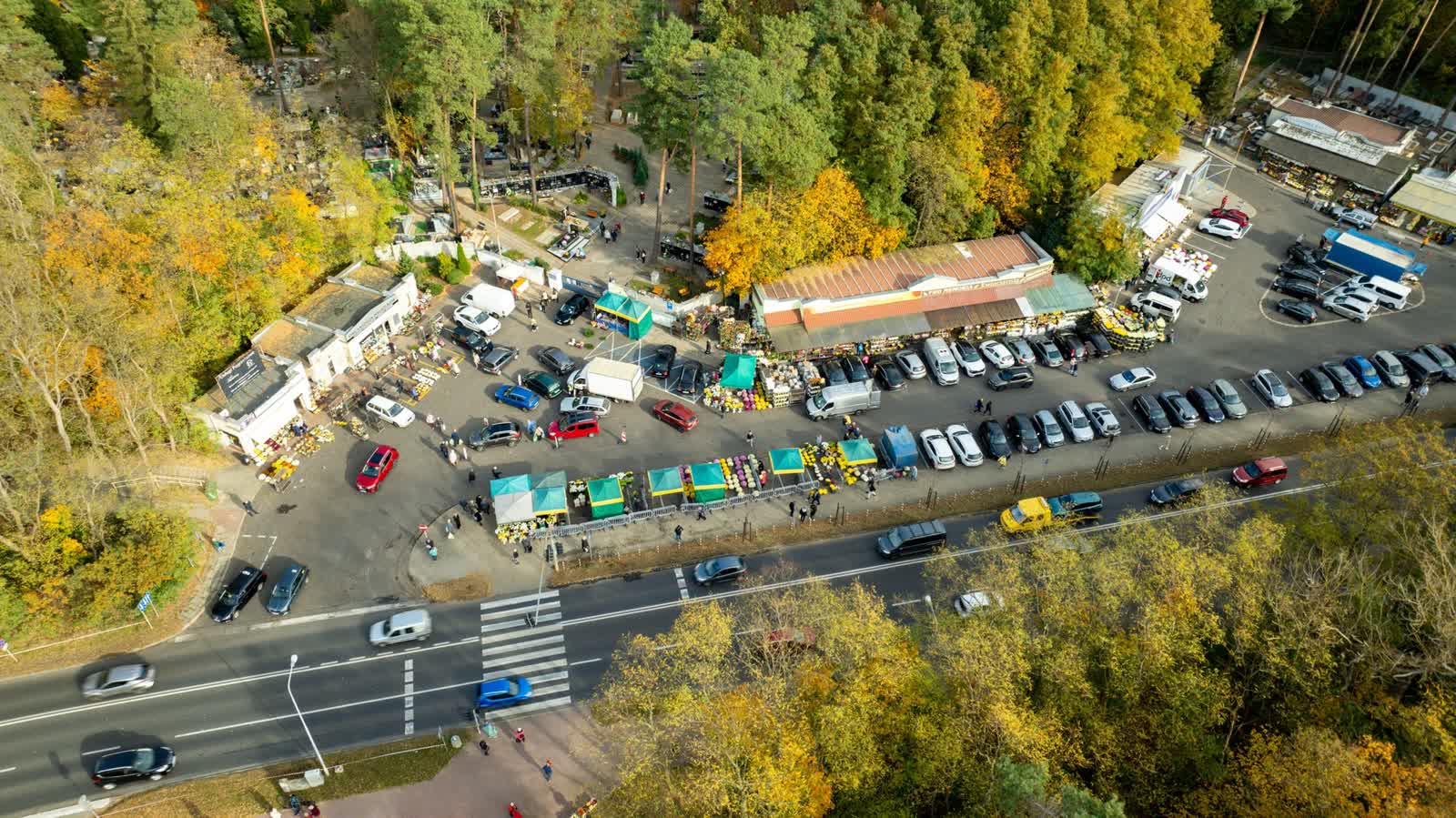 Zielona Góra przygotowuje się do Wszystkich Świętych