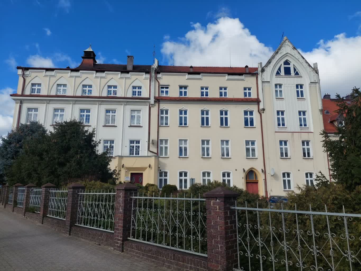 Prace remontowe przy budynku sióstr Elżbietanek