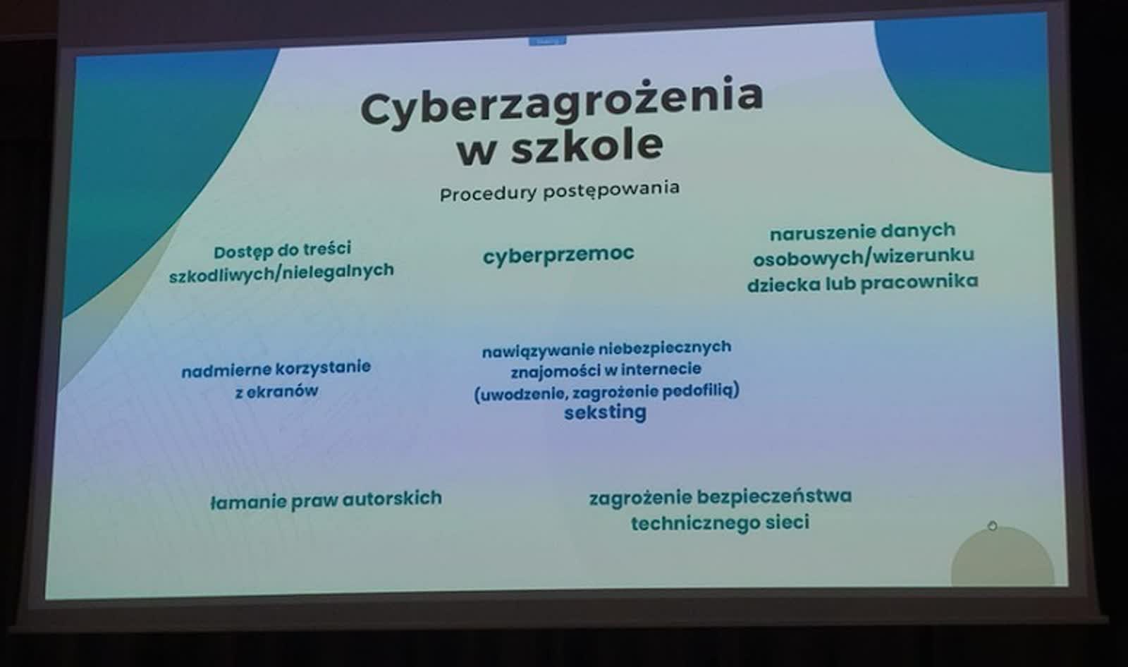„Cyber Lubuszanie – świadomi w necie” – nauczyciele szkolili się w Zielonej Górze