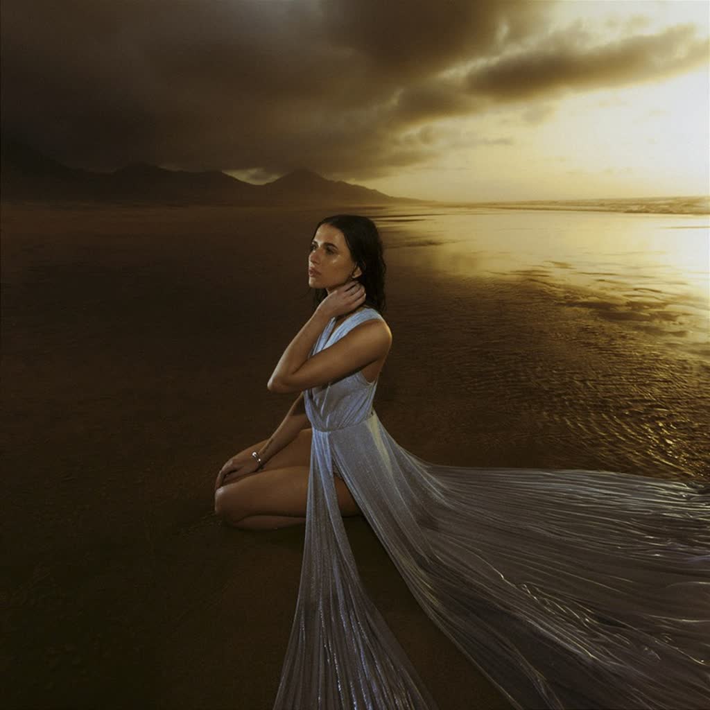 ROXIE / MUMFORD & SONS; HOZIER