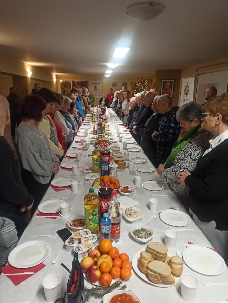 Wigilia Caritas dla osób potrzebujących, samotnych i bezdomnych