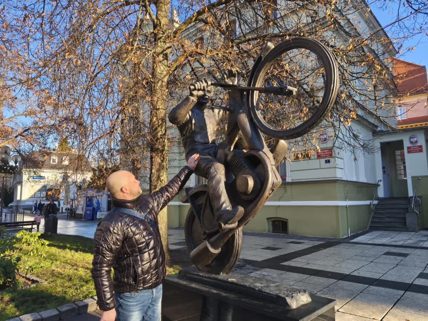 Pomnik Andrzeja Huszczy – Skarby Zielonej Góry #73