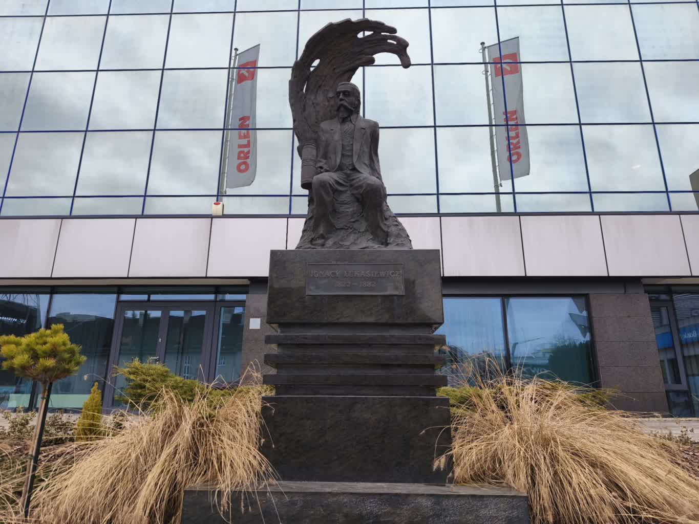 Pomnik Ignacego Łukasiewicza – Skarby Zielonej Góry #76
