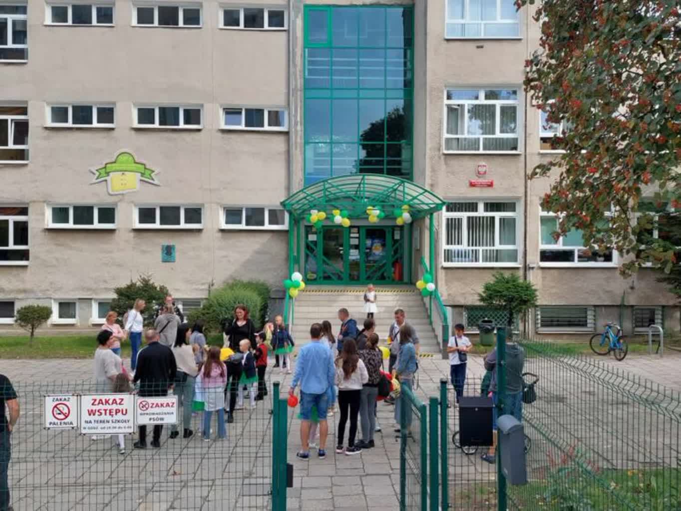 Szkoła Podstawowa nr 1 przygotowuje się do dębowego jubileuszu