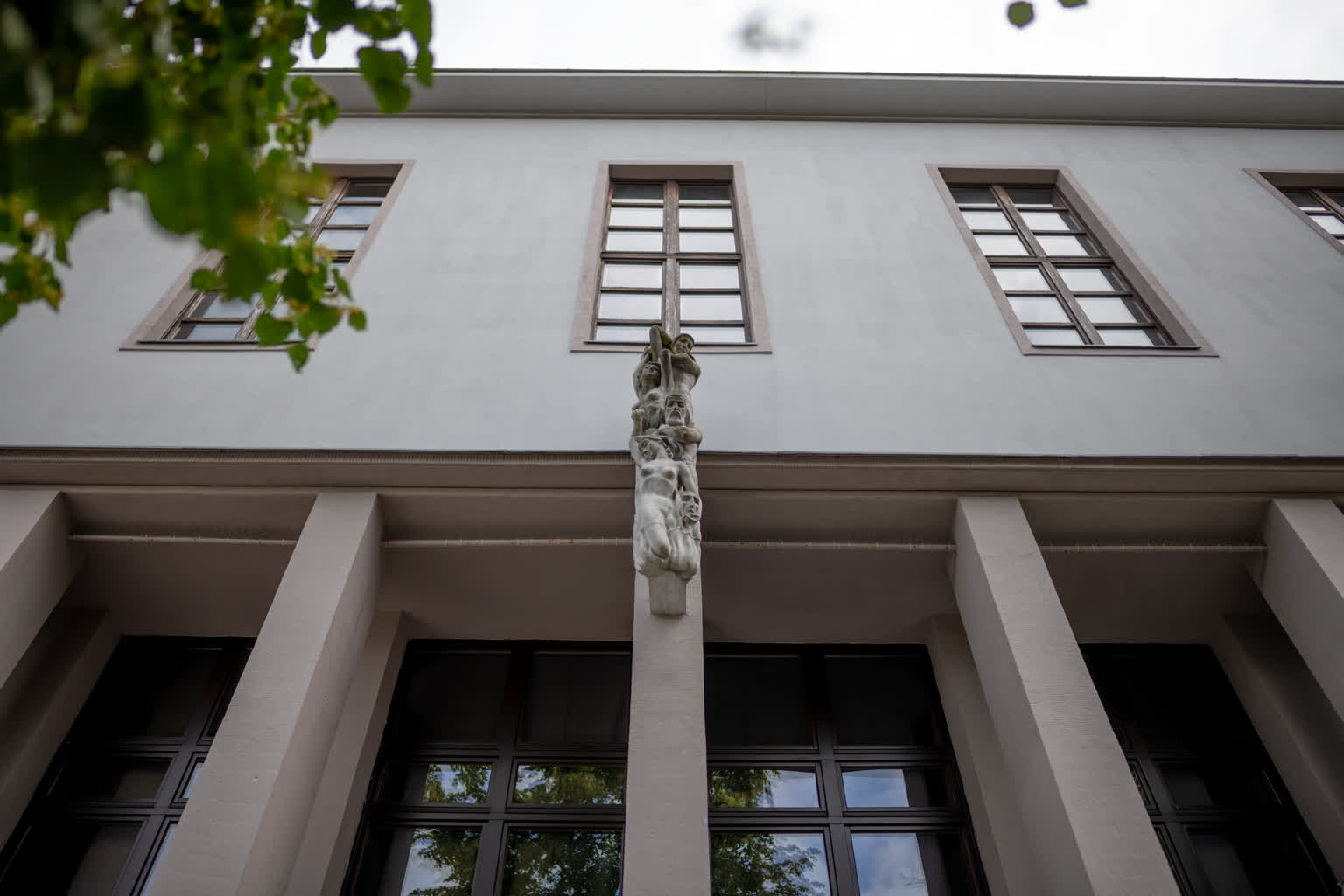 Płaskorzeźba Gerharda Schliepsteina – Skarby Zielonej Góry #79