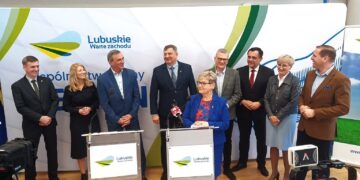 "Szkoła przyszłości" - konferencja prasowa w UMWL (fot. Piotr Bakselerowicz)