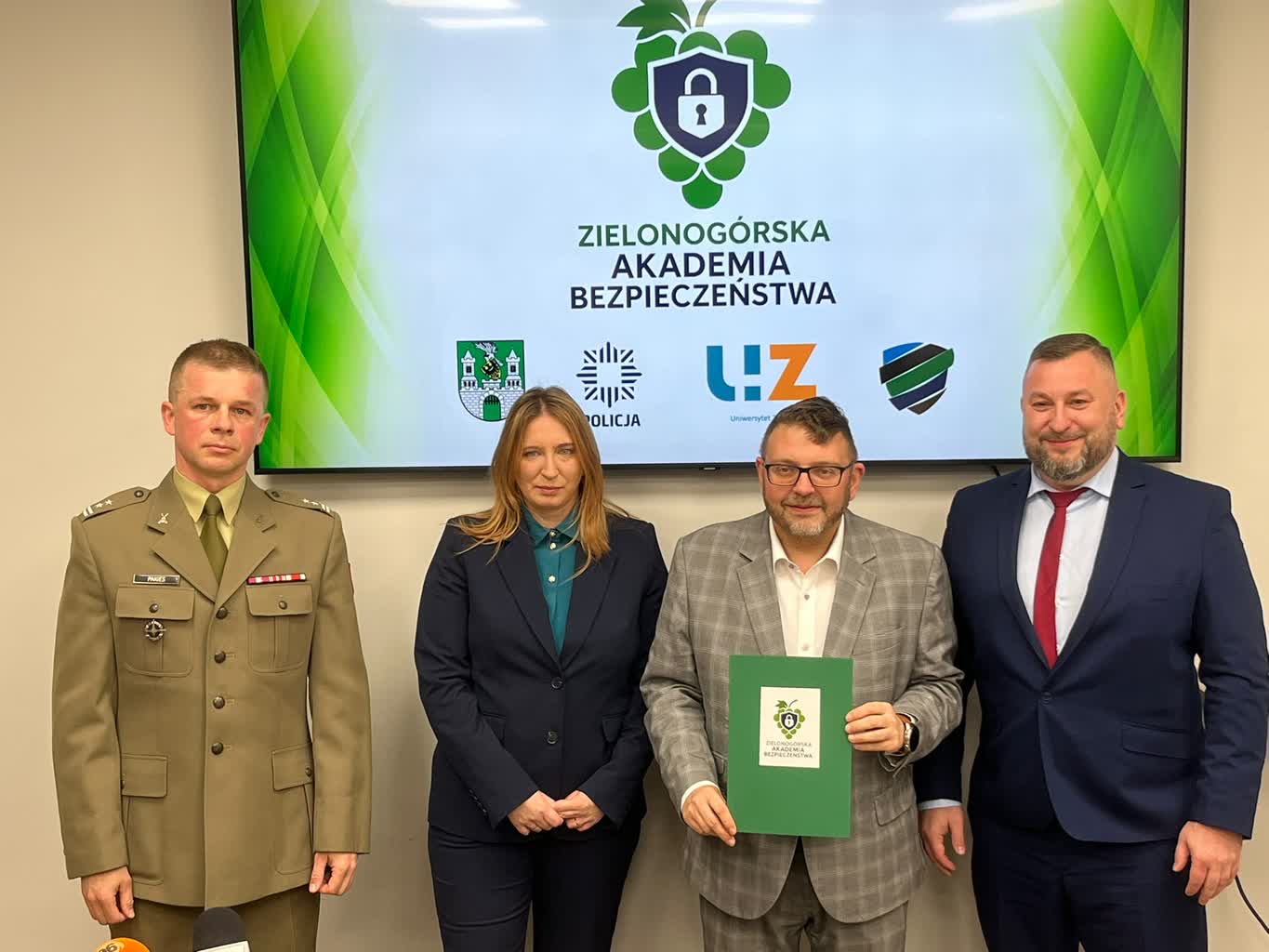 Agencja Mienia Wojskowego nowym partnerem Zielonogórskiej Akademii Bezpieczeństwa