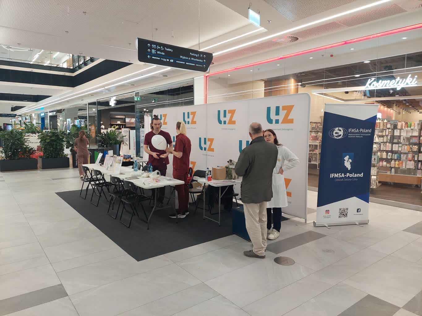 Bezpłatne konsultacje medyczne w galerii przy ul. Wrocławskiej [ZDJĘCIA]