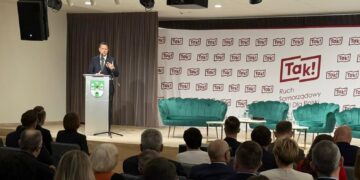 Konferencja Ruchu Samorządowego "Tak! dla Polski" w zielonogórskim muzeum. Na zdjęciu Rafał Trzaskowski (fot. Krzysztof Filmanowicz)