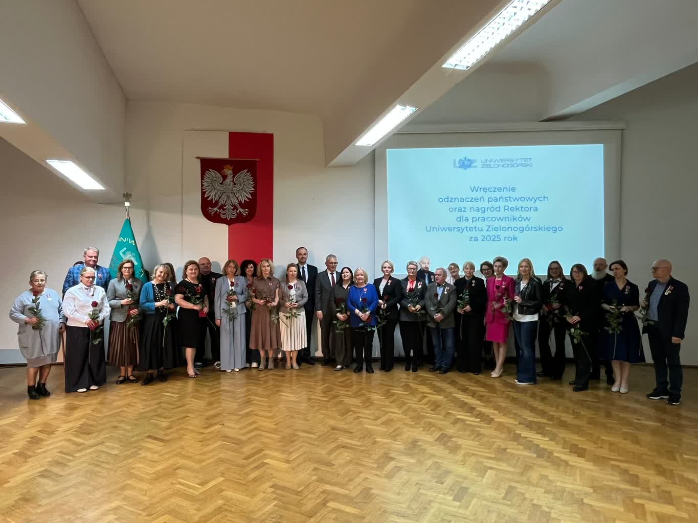 Wręczenie odznaczeń państwowych i nagród rektora pracownikom UZ