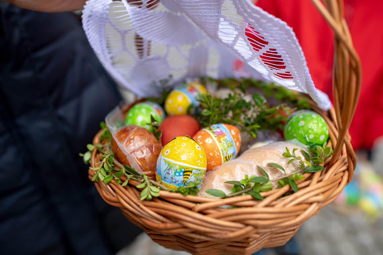 Święcenie pokarmów. Co Zielonogórzanie włożyli do koszyczków? [SONDA]