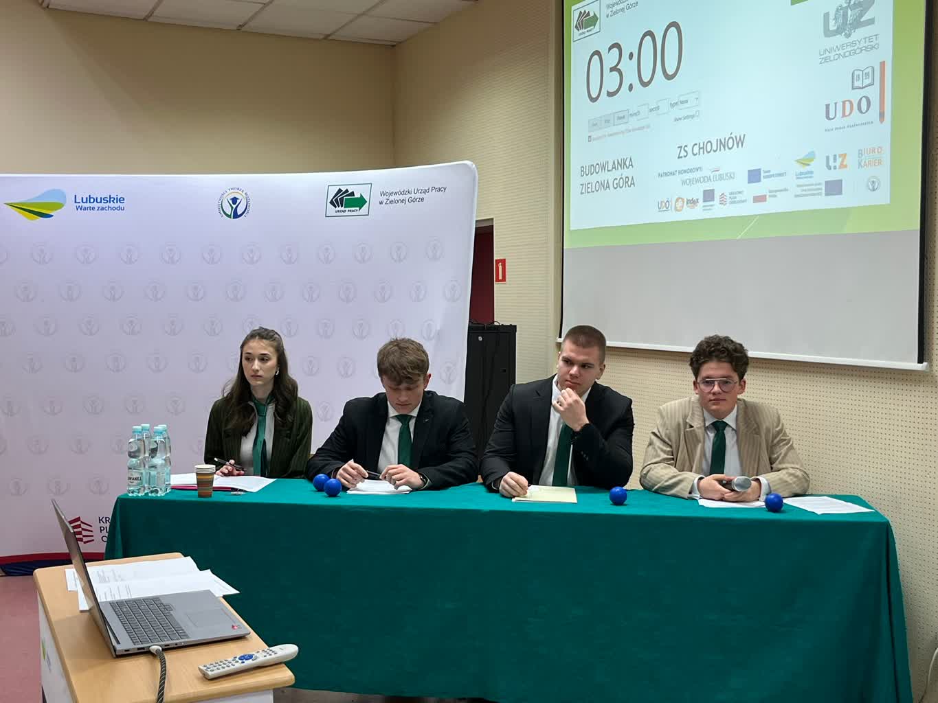 V Turniej Debat Oksfordzkich na Uniwersytecie Zielonogórskim