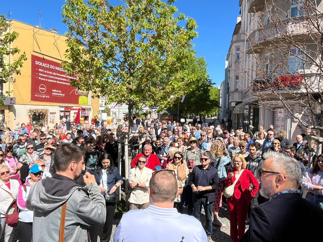 Spacer winiarski rozpoczął Lubuski Festiwal Otwartych Piwnic i Winnic