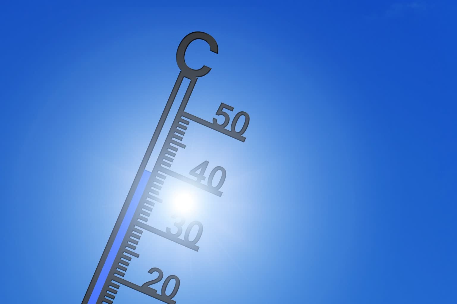 Lato będzie cieplejsze niż zwykle, z gwałtownymi zjawiskami atmosferycznymi