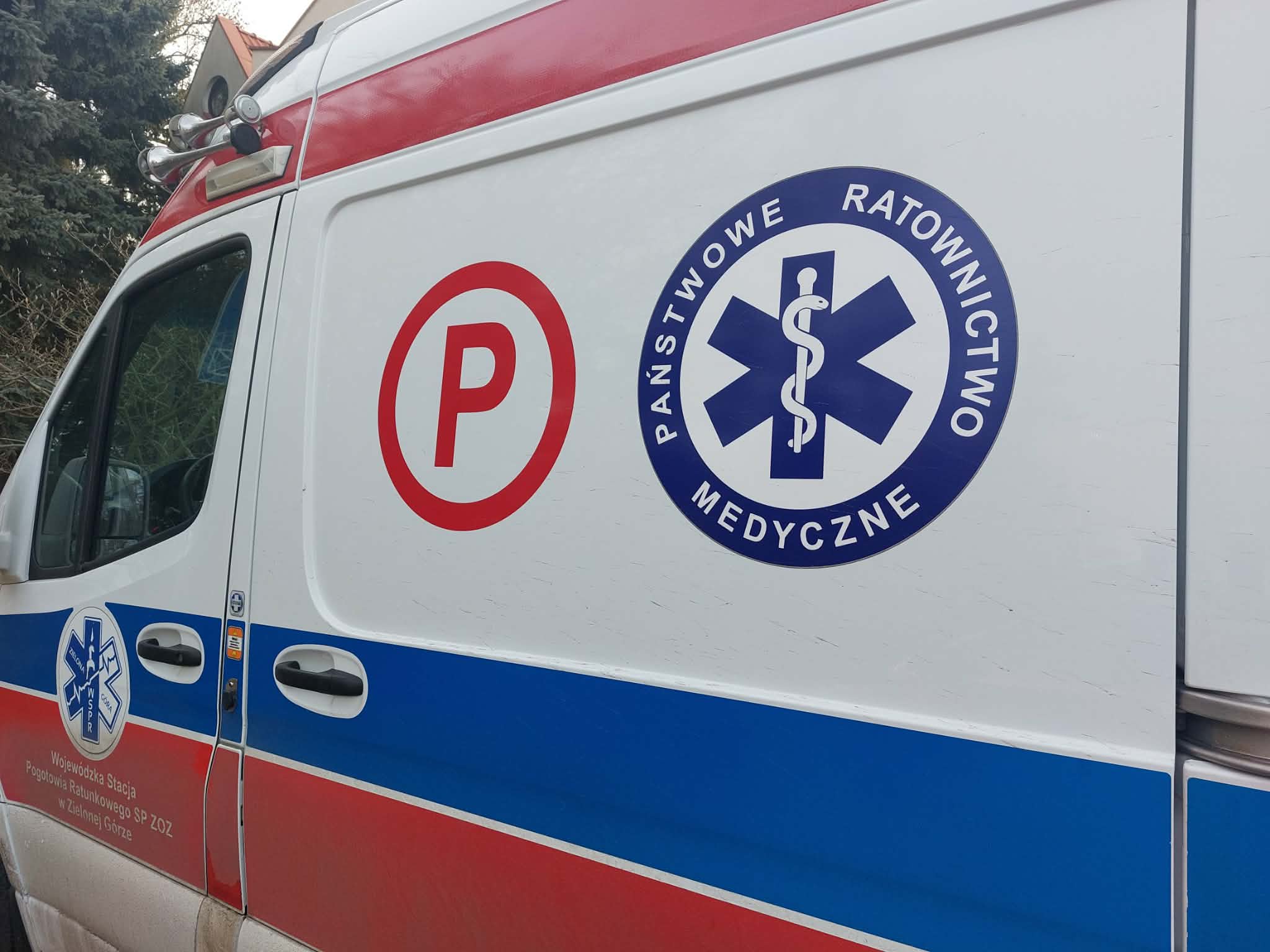 Wypadek – jak prawidłowo wezwać pogotowie