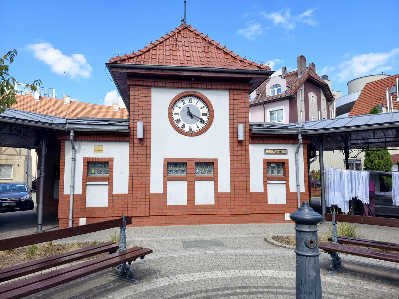 Skwer pod Topolami do modernizacji. Magistrat podpisał umowę