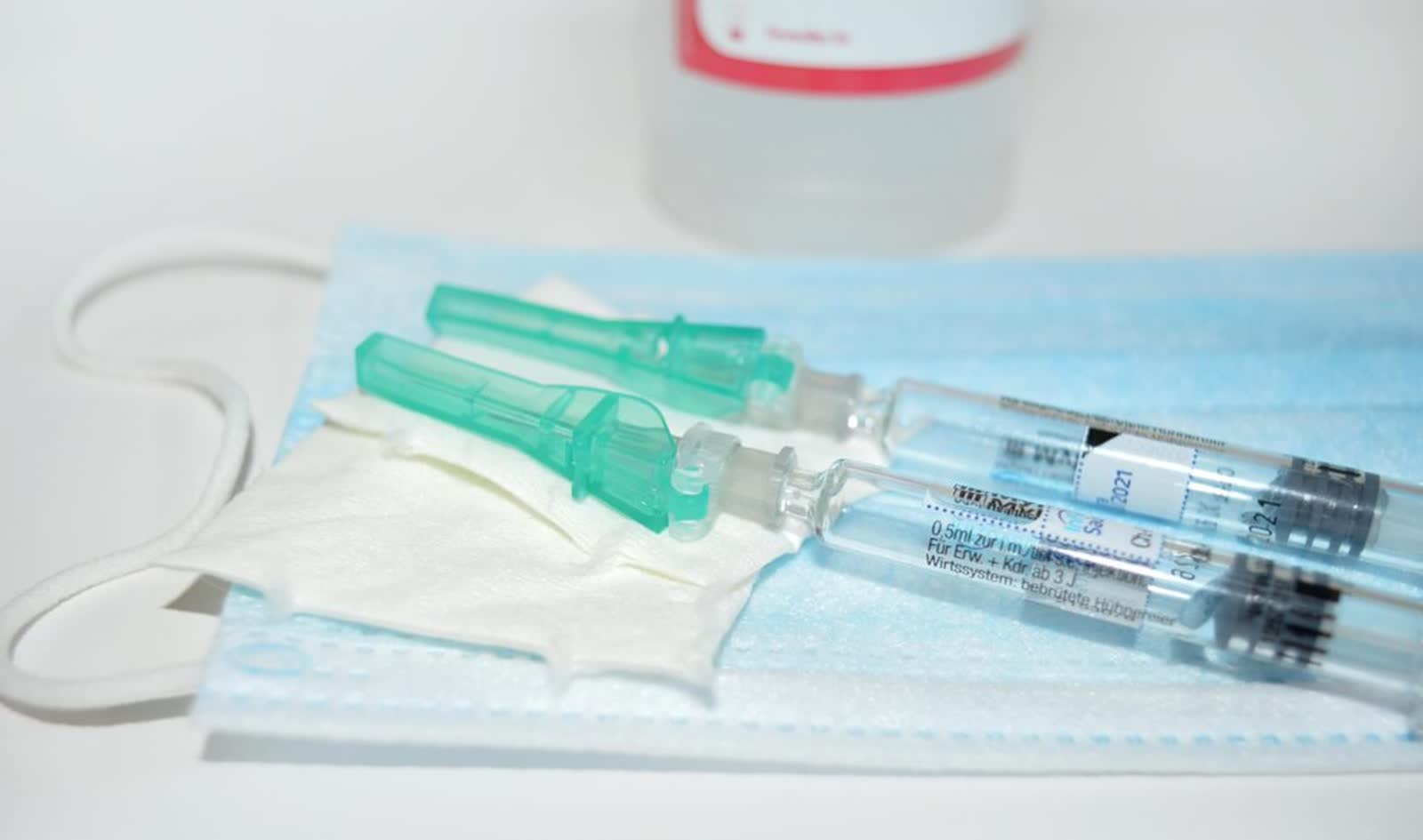 NFZ apeluje: zaszczep się na wirusa HPV