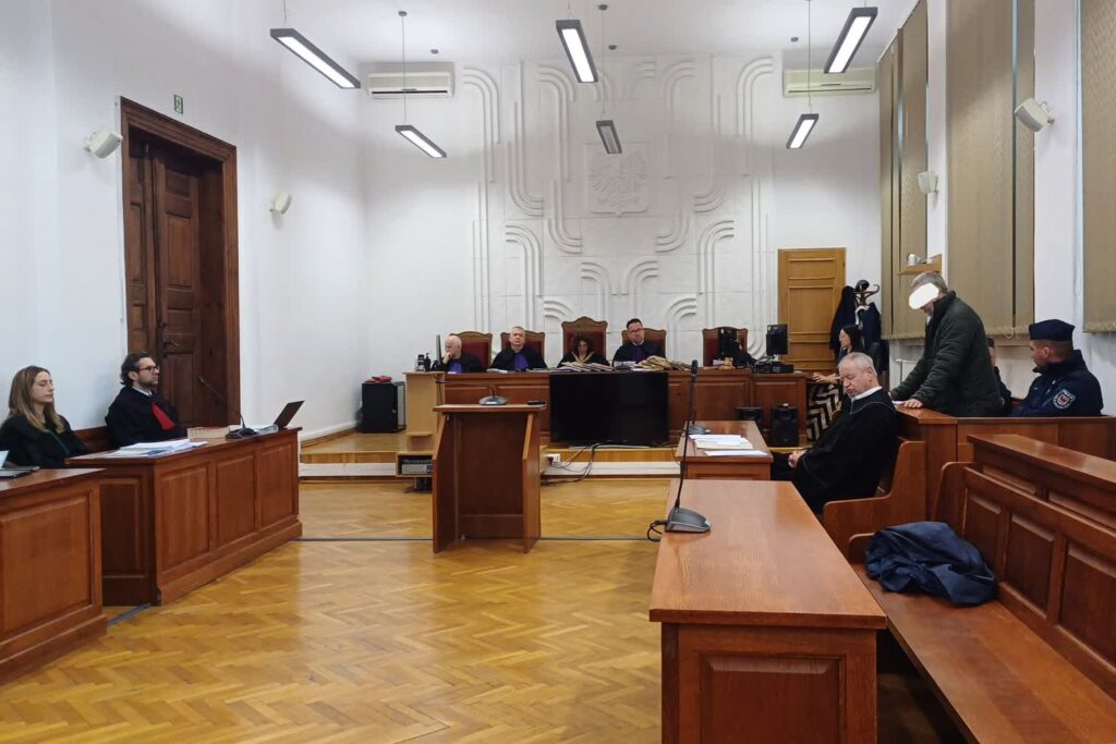 Proces Piotra M., byłego milicjanta i właściciela strzelnicy. Należące do niego psy zagryzły 46-letniego mężczyznę (fot. Piotr Bakselerowicz)